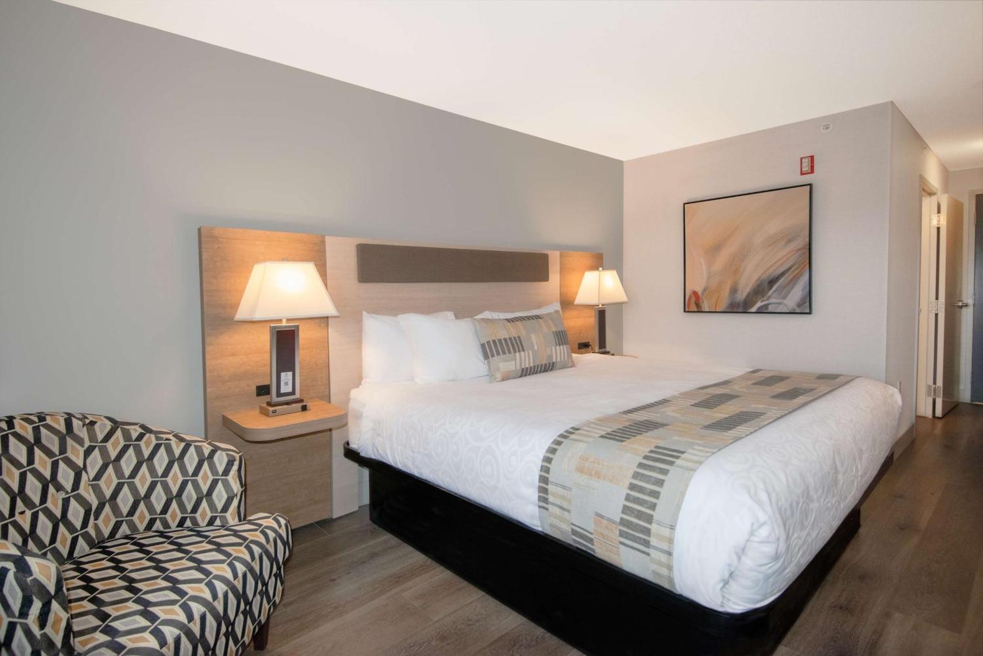 Coast Abbotsford Hotel & Suites Eksteriør billede